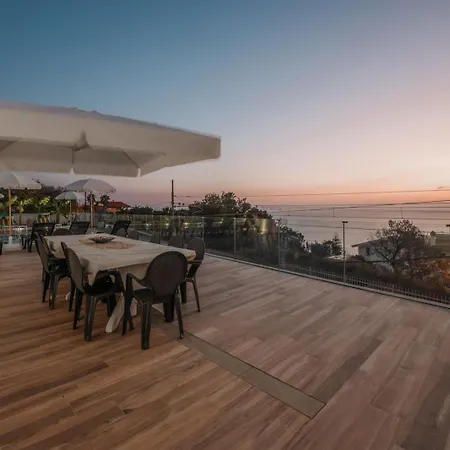 Enotria - Vittoria Luxury Villa *