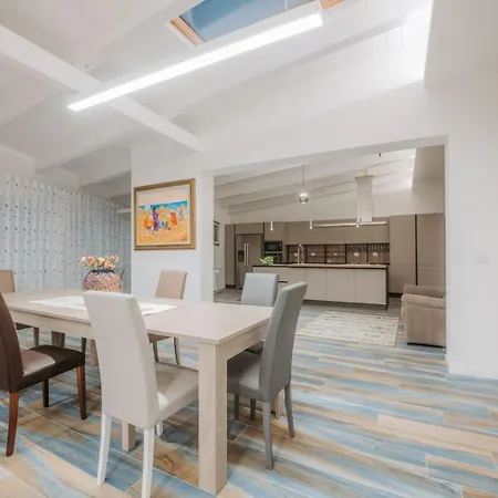 Enotria - Vittoria Luxury Villa Coccorino