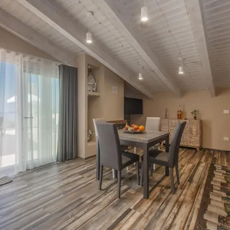 Villa Enotria - Vittoria Luxury Coccorino