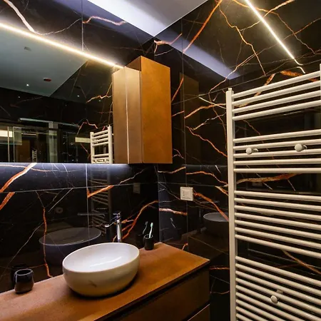 Enotria - Vittoria Luxury Villa *