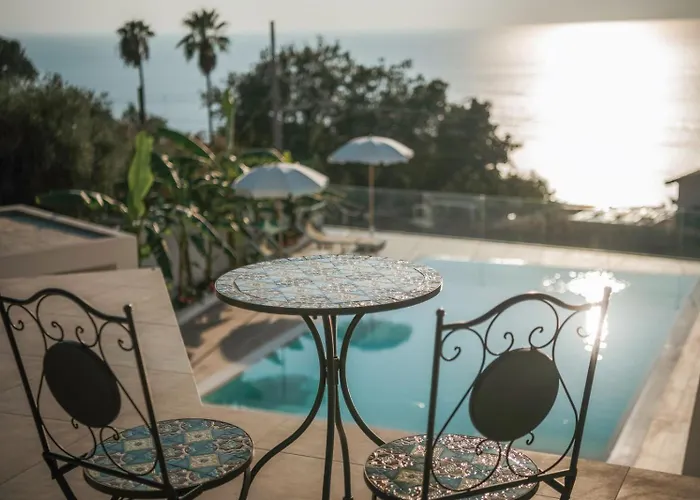 Enotria - Vittoria Luxury Coccorino